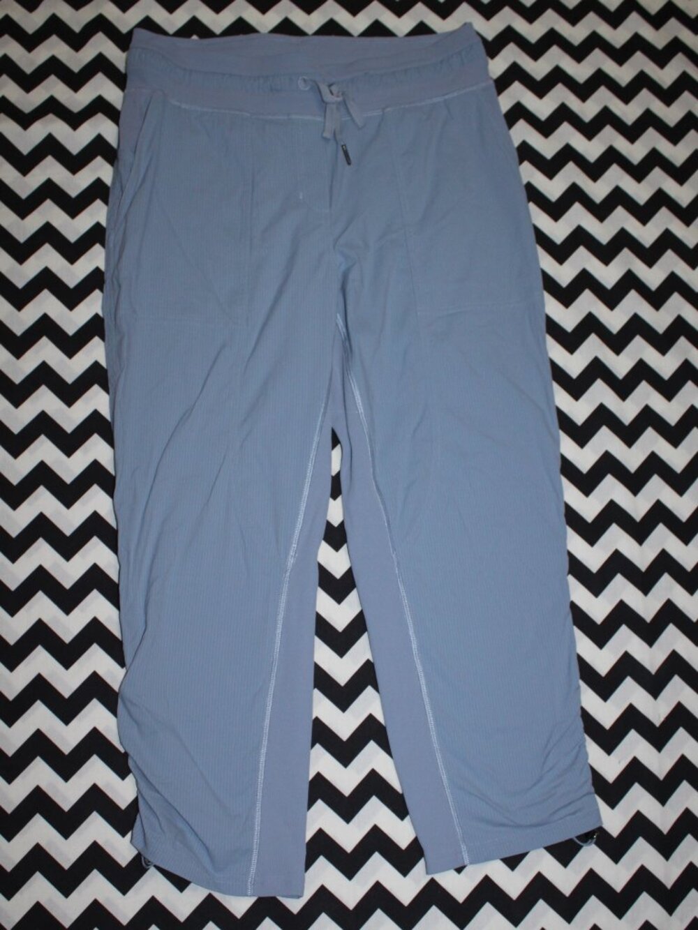 Women's Lululemon Dance Studio Cropped Mid-Rise - Color: Bluish Grey - Size: 10